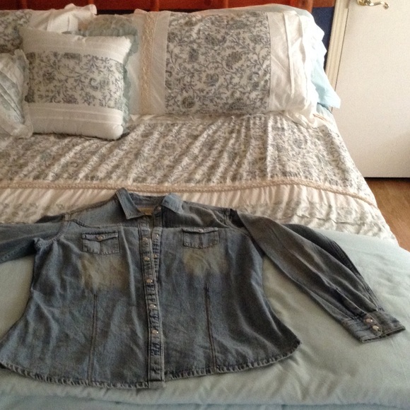 Jean long sleeve shirt for women