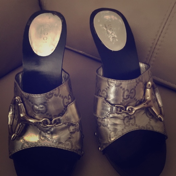 Gucci shoes size 7 1/2 barely worn. 4 " heel - Picture 1 of 4