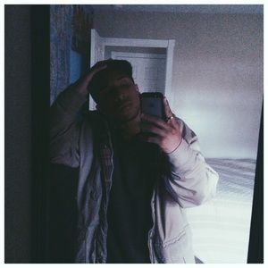 Meet your Posher, Kyle