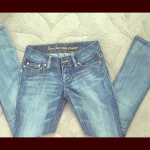 Guess 'Pismo Straight' Jeans