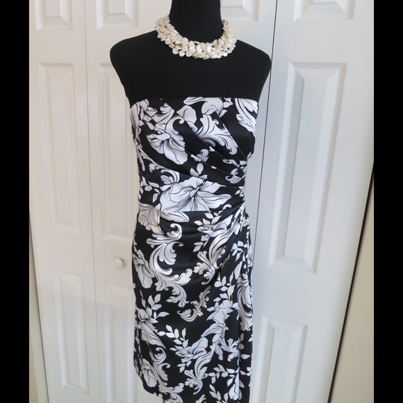 White House / Black Market Dress