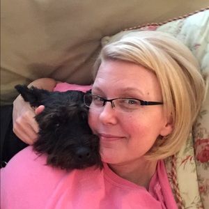 Meet your Posher, Laurie