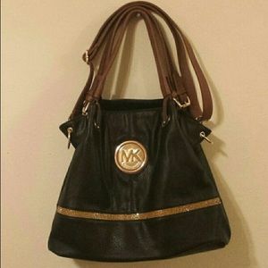 Large leather bag.