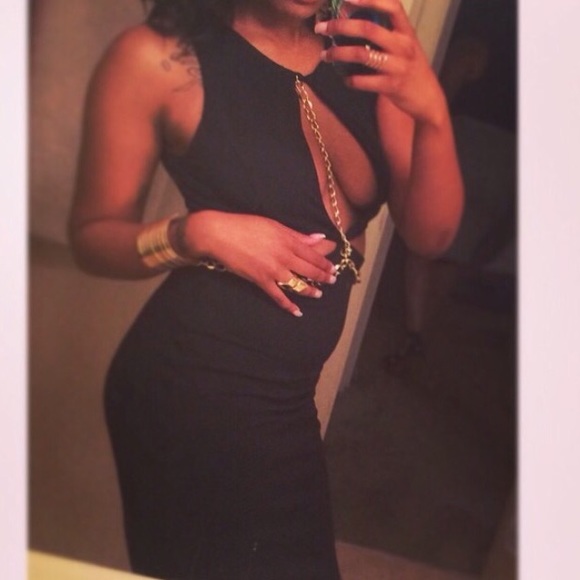 Bebe Chain Cutout Midi Dress