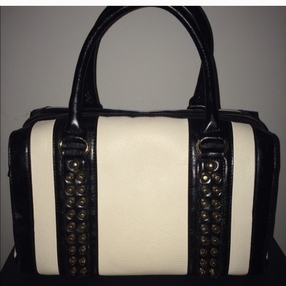 SOLD In Bundle 📢📢