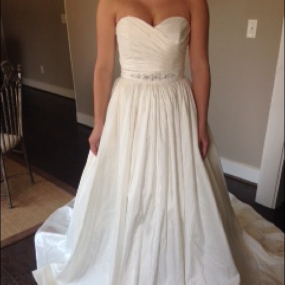 Wedding dress - ivory - Picture 3 of 4