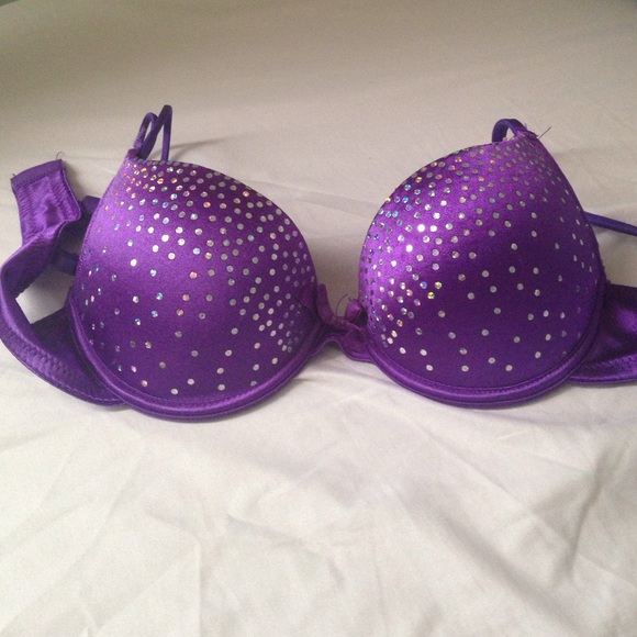 Sparkly bra! - Picture 1 of 2