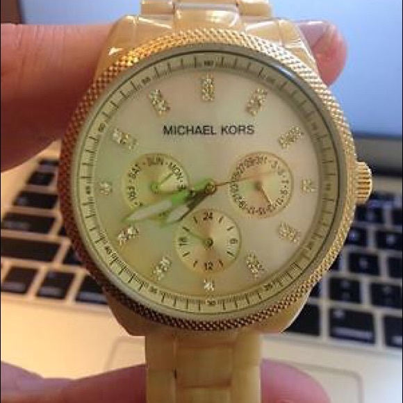 PRICE REDUCED** Michael Kors Beige Horn Tan Watch