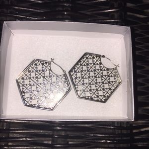 Tory Burch hoops silvertone