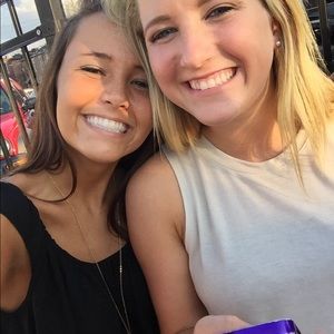 Meet your Posher, Sydney