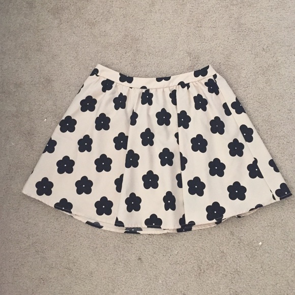 Floral print skirt