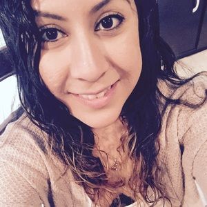 Meet your Posher, Juliana