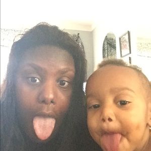 Meet your Posher, Monique