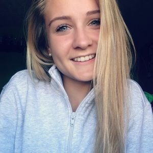 Meet your Posher, Karissa