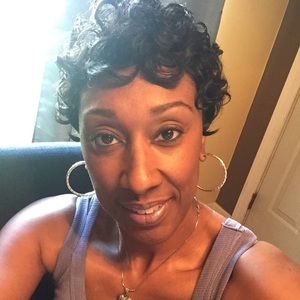 Meet your Posher, Felicia