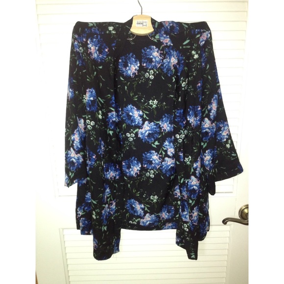Floral kimono