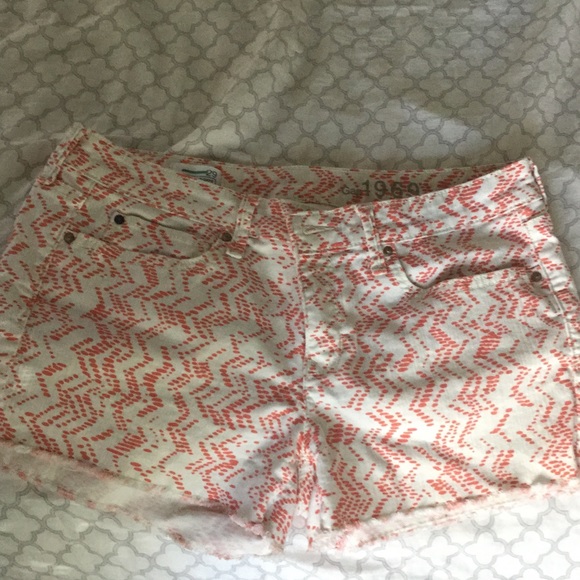 Cut off shorts