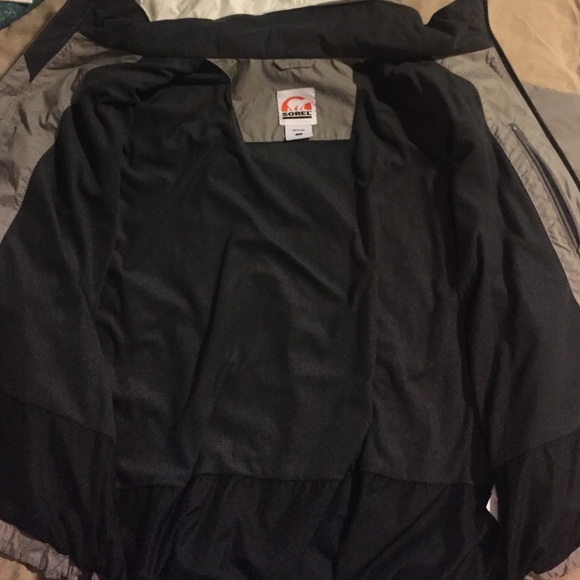 Men's Jacket - Picture 4 of 4