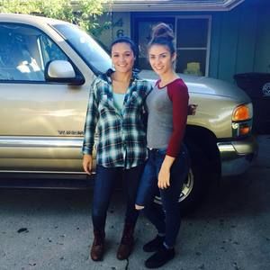 Meet your Posher, Hallie