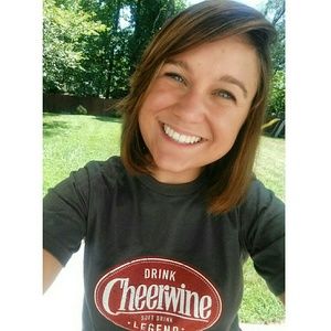 Meet your Posher, Savannah