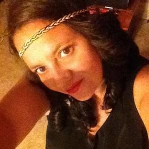 Meet your Posher, Ana