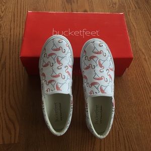 Bucketfeet Shoes - Bucketfeet flamingo slip on sneakers Bucketfeet Shoes - Bucketfeet flamingo slip on sneakers