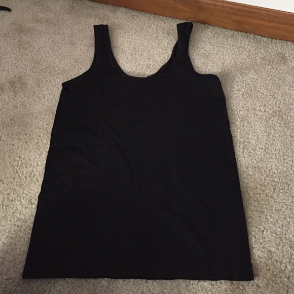 Black reversible scoop neck/ vneck tank