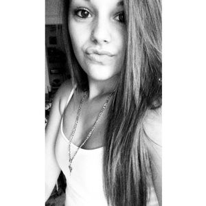 Meet your Posher, Mackenzie