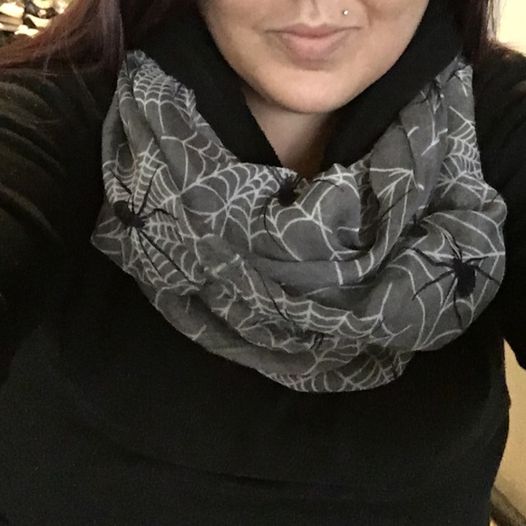 Spider Halloween scarf