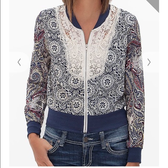 En Crème Printed Jacket