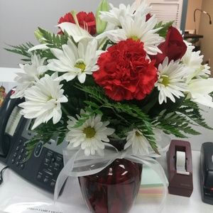 Meet your Posher, Elise