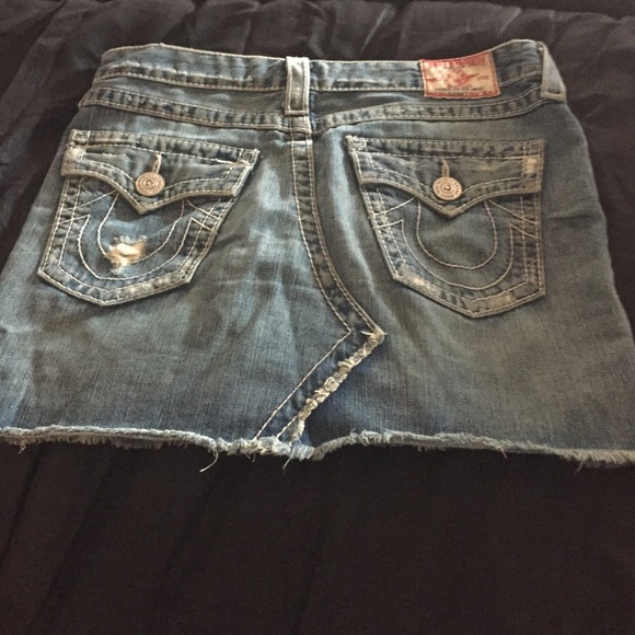 Short sexy true religion jean skirt !
