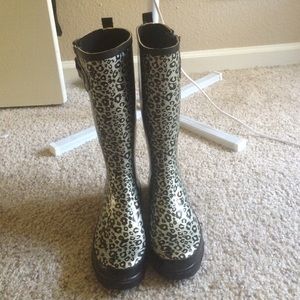 Rain boots