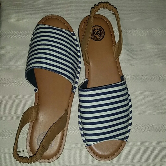 Blue and white stripe shoes