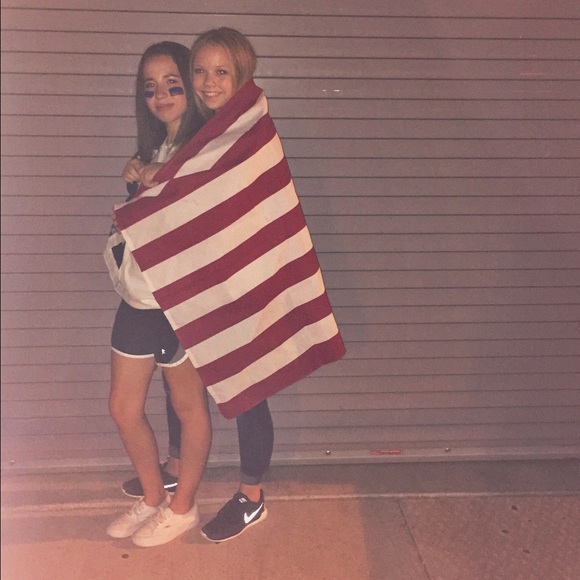 Meet your Posher, Raina - Picture 1 of 1