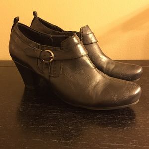 Relativity Short Boots - Black