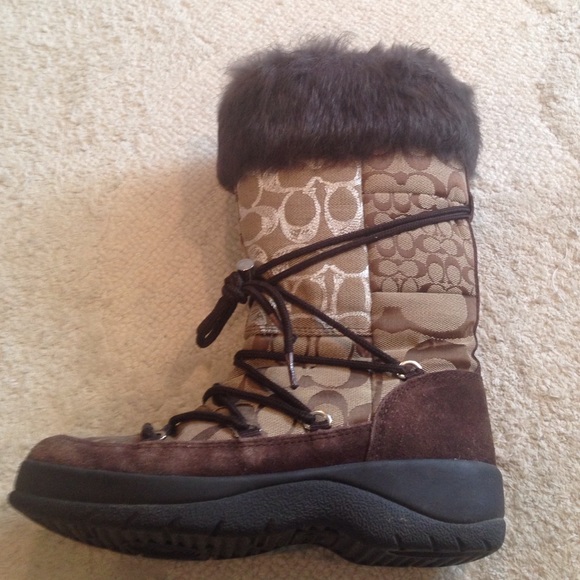 Coach boots