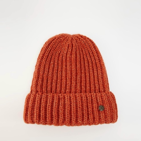 Beanie - Picture 2 of 4