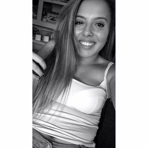 Meet your Posher, Andrea