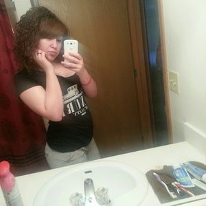 Meet your Posher, Kimberly