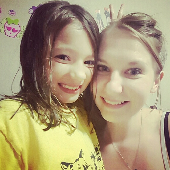 Meet your Posher, Dusty - Picture 2 of 3