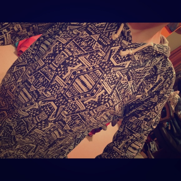 💥💥💥Tribal pullover💥💥💥