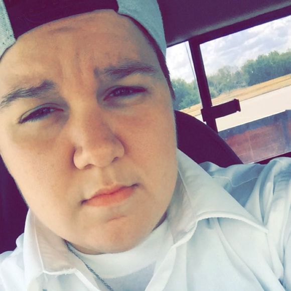 Meet your Posher, Shannon - Picture 1 of 1