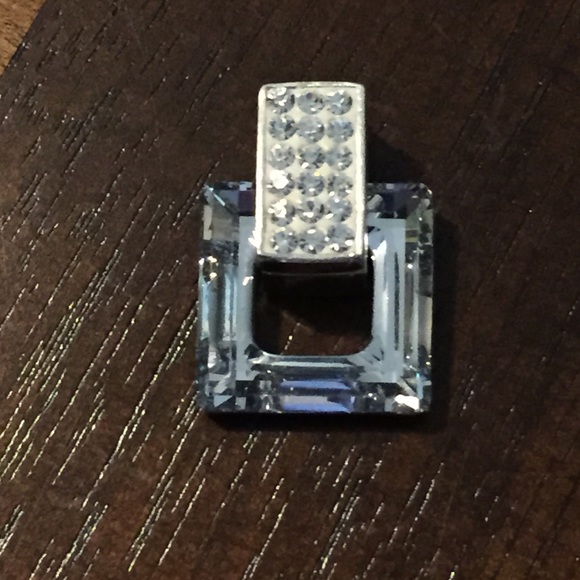 New Square pendant