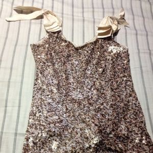 Zenobia size 6 sequin top