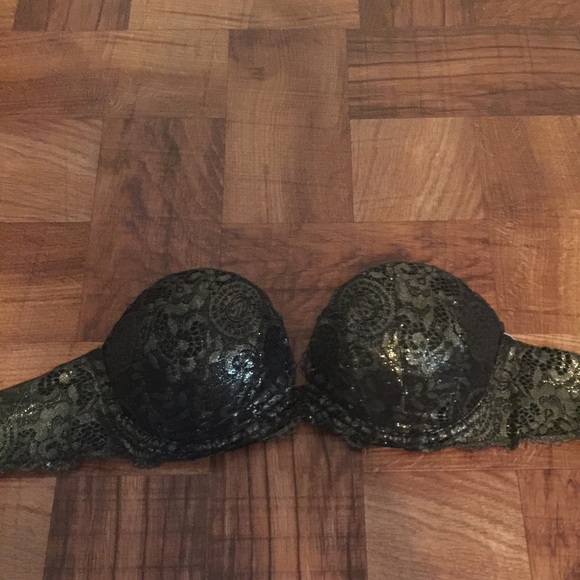 VS strapless bra