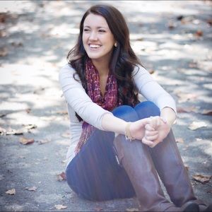 Meet your Posher, Camille