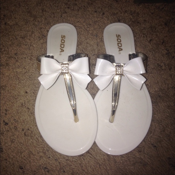 Shoes - Flip flops! Sandals