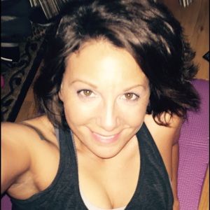 Meet your Posher, Carrie