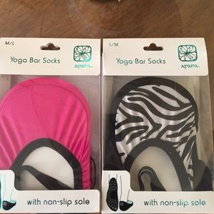 Non slip yoga socks